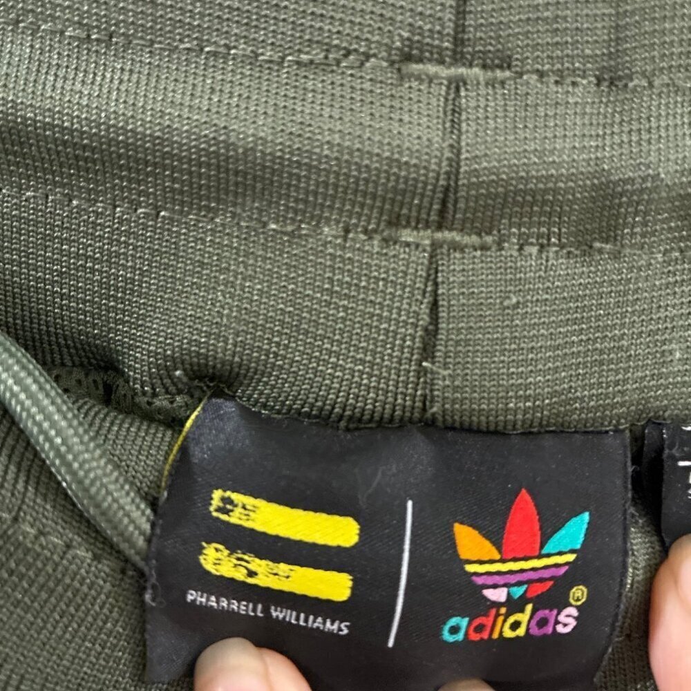 Adidas Pharrell Williams Pants Mens small Camo HU Hiking Trail Zip Joggers - Picture 7 of 12